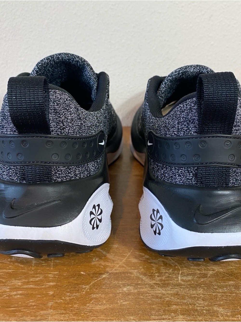 Nike ReactX Infinity Run 4 Running Shoes Black White Oreo - Women’s Size 10 - Picture 8 of 13